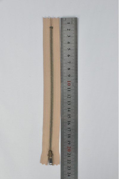 ZIP086  1號拉鏈  青古銅金屬拉鏈  密尾單頭拉鏈  不設單獨拉鍊訂購  45度照